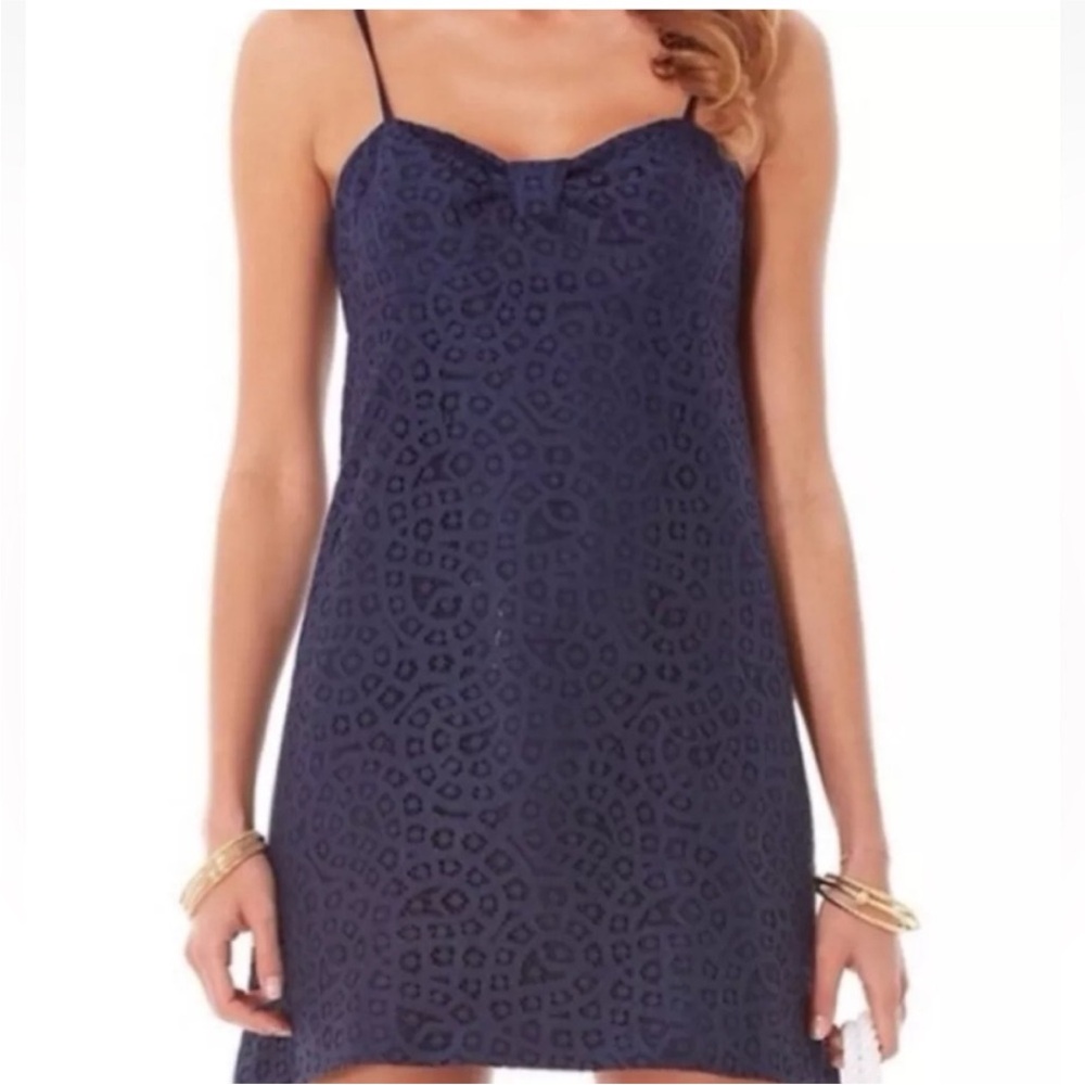 Lilly Pulitzer Navy Blue Karina Lace Eyelet
Mini Dress size 2 preppy resort chic